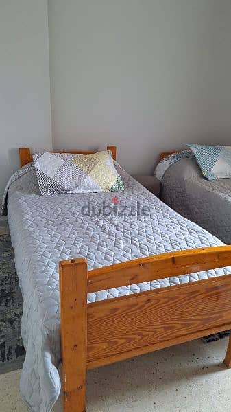 2 single beds 2