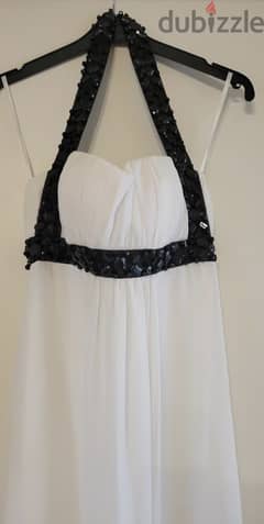 White dress for sale (gown) excellent condition