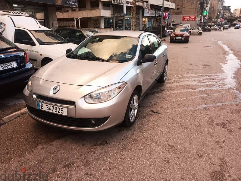 Renault megane 2011 automatic very clean,low mileage, full option 4