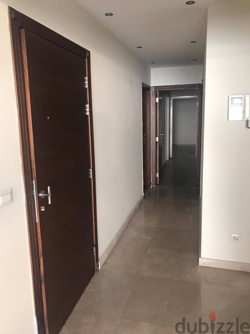 Apartment for sale in Haret Sakher شقة للبيع في حارة صخر 9