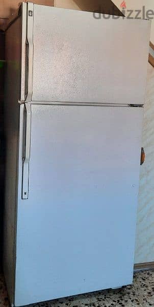 refrigerator براد 1