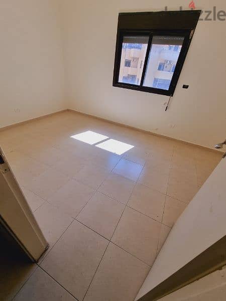 Apartment for sale in mansourieh شقة للبيع في المنصورية 6