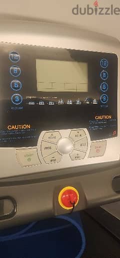 Fitness line treadmill with vibration Machine