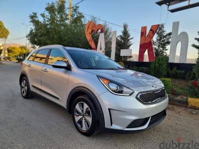 KIA NIRO SUV HYBRID BYEMSHE 600 KM B TANAKE FULL OPTIONS TOP CAR CLEAN