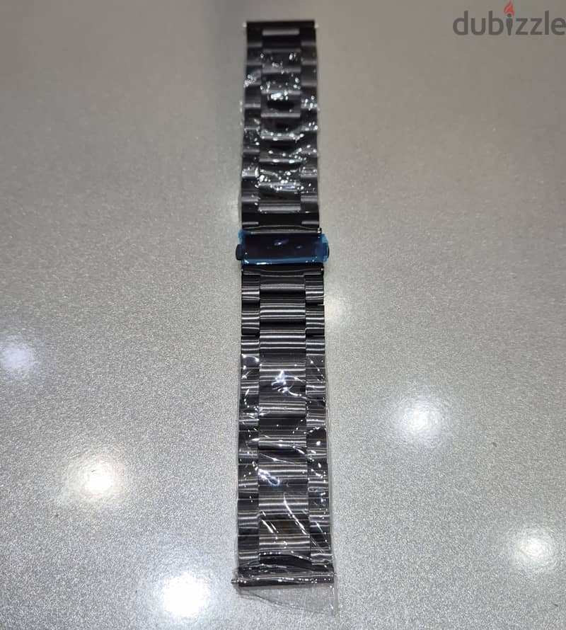 Watch Band in Black Stainless Steel 22mm 11