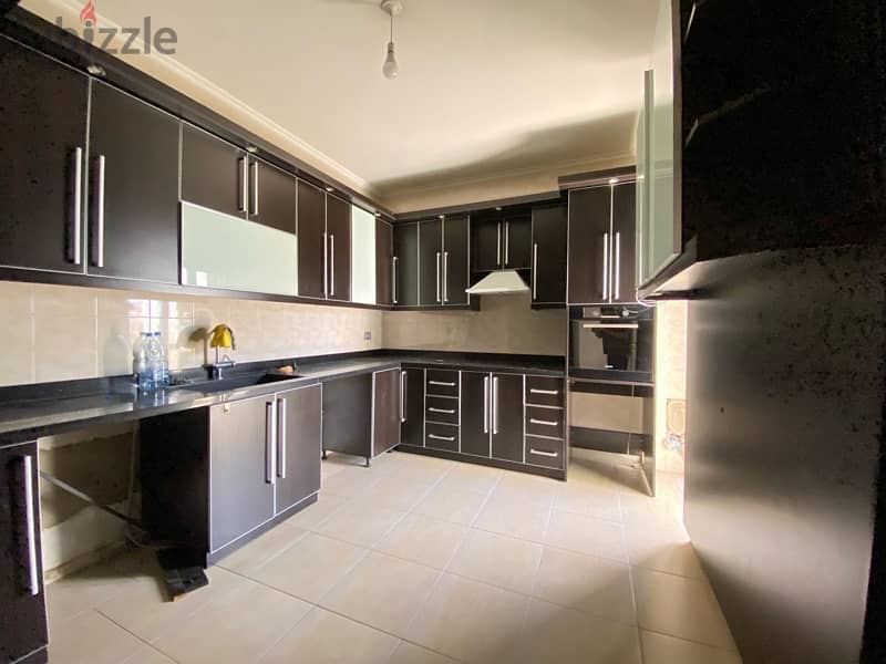 A 3 bedroom apartment for rent in Zalka. 5