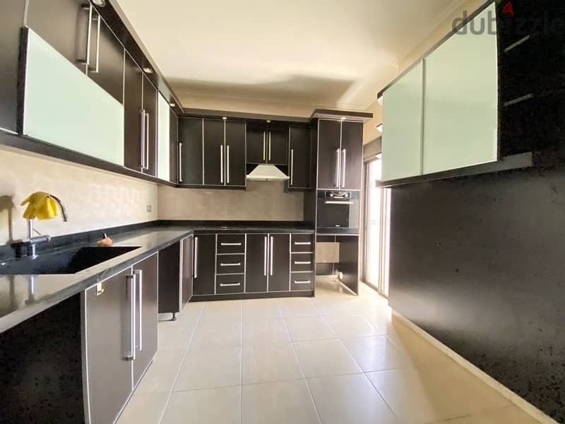 A 3 bedroom apartment for rent in Zalka. 6