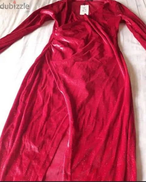 Dresse / Robe فستان احمر 2