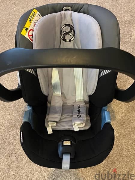Cybex Baby Seat 0 to 6 Months 100$ 1