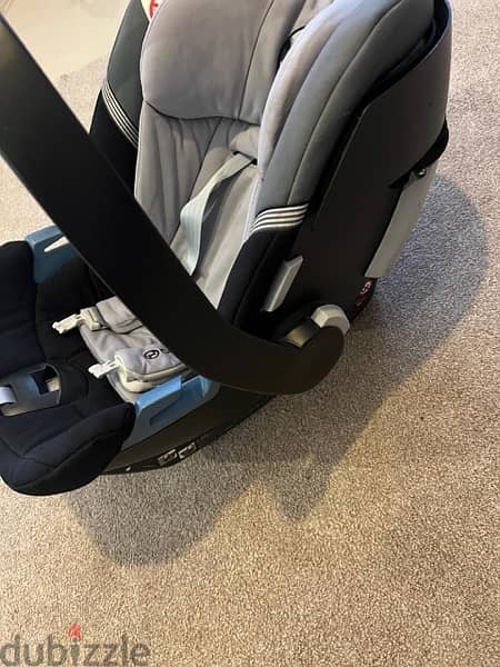 Cybex Baby Seat 0 to 6 Months 100$ 2