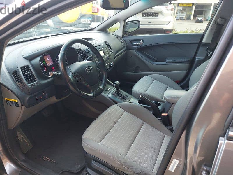Kia forte ex model 2015 Hatchback clean carfax ajnabye 7