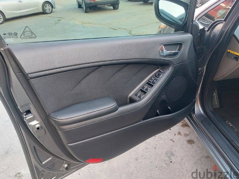 Kia forte ex model 2015 Hatchback clean carfax ajnabye 15
