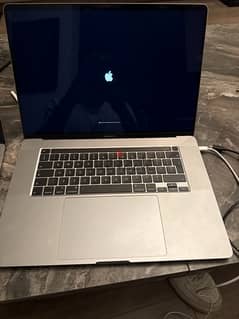 macbook pro 2019 16 inch core i7 16gb ram used like new low cycle