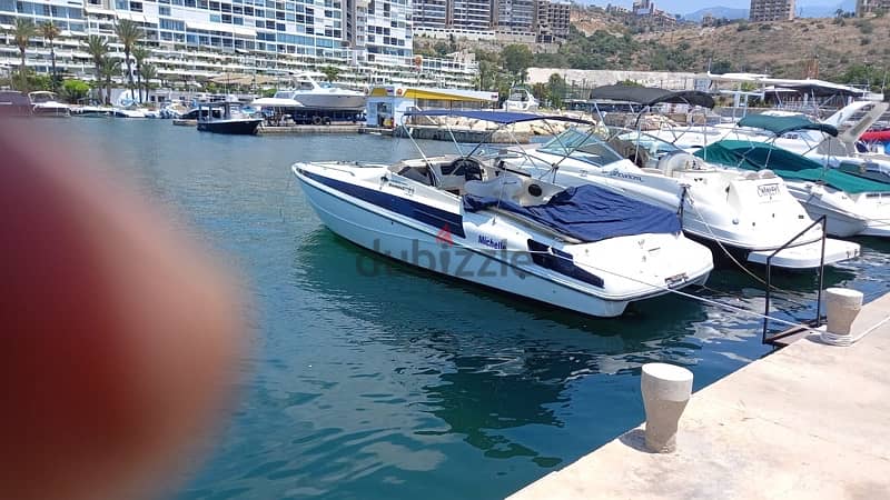 Boat for sale - mercruiser - very good condition 8.5m 6