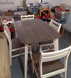 german store dinning table & 4 chair set