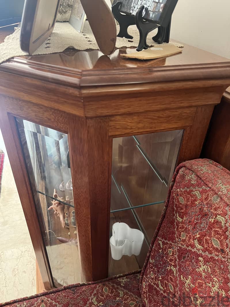 Solid wood cabinet with glass doors 3
