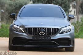 Mercedes-Benz C63s AMG Coupe