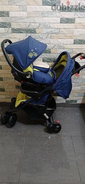 Goodbaby stroller and car seat combo 3