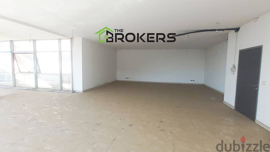 Showroom for Rent, Mansourieh 3