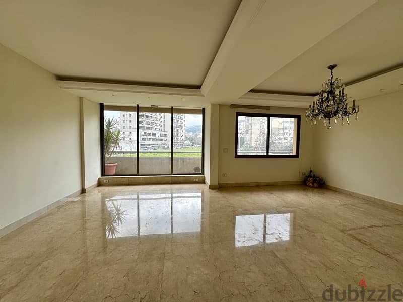Spacious Apartment FOR RENT in Jdaideh شقة للإيجار في الجديدة 1