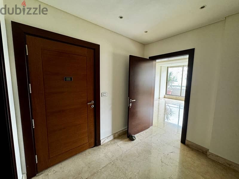 Spacious Apartment FOR RENT in Jdaideh شقة للإيجار في الجديدة 4