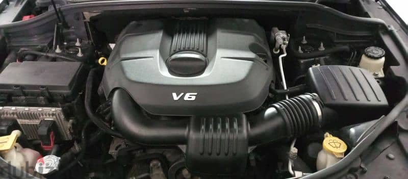 Grand Cherokee v6 2015 look SRT  موتور فيتاس خارق تحت الفحص مميز 4