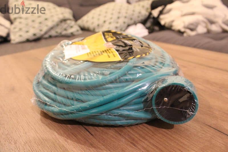 Exin rallonge 30m cable. european quality. 35$ 2