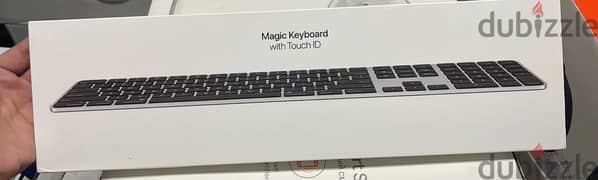 Magic Keyboard with toucb id and numeric keybad black MMMR3 0