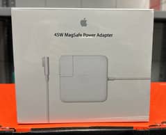Apple 45w magsafe power adapter 0