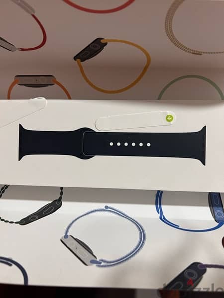 Apple Watch S7 41mm with Box, Charger , Screen Protection and Band 3