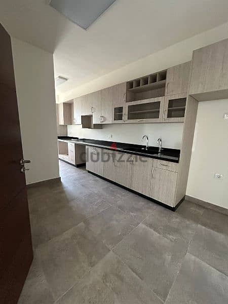 Apartment for rent in hazmieh, شقة للايجار في الحازمية 2