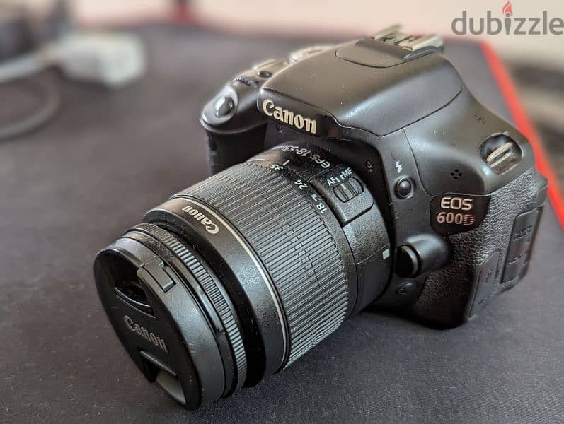 Canon 600D with kit lens 18-55mm and charge and bag 1