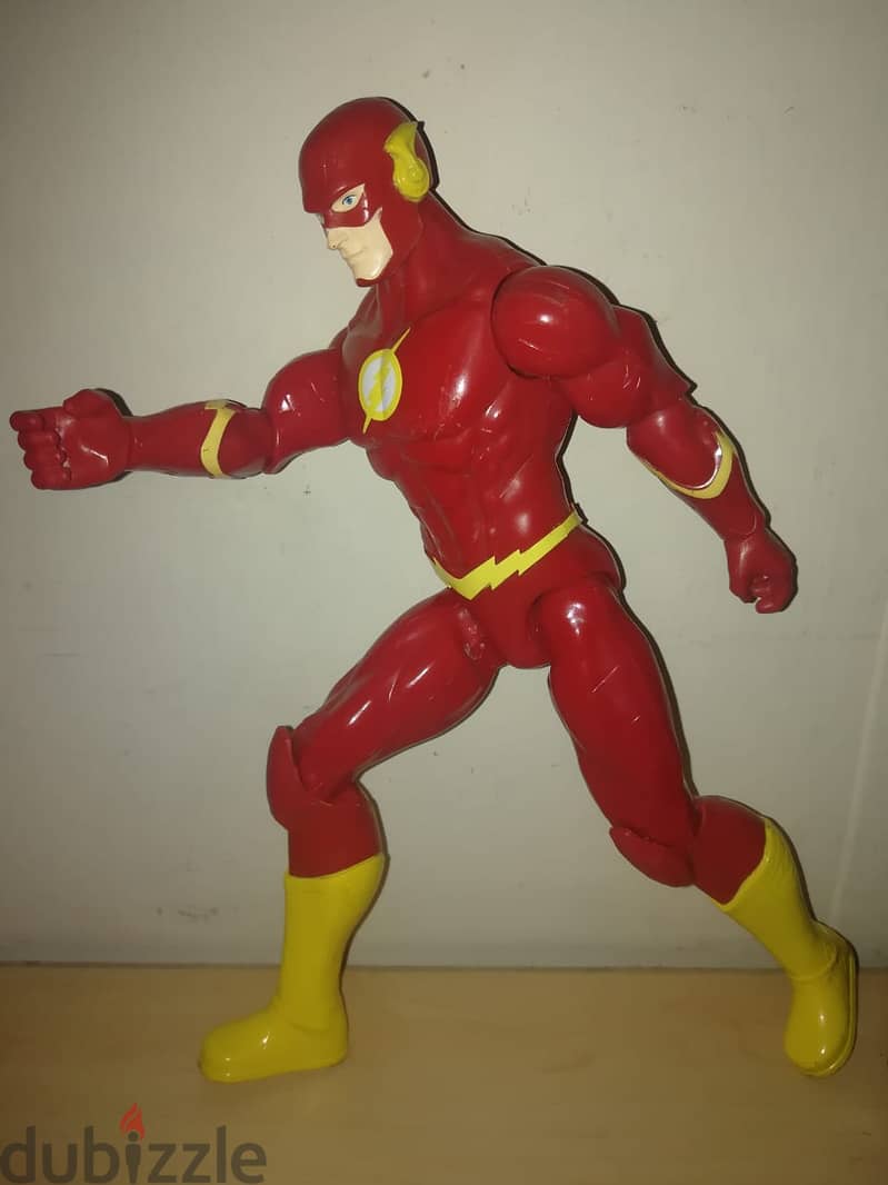 The Flash by TM & DC comics 31 cm 1