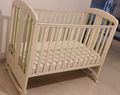 Baby Kids cot with mattress and wheels