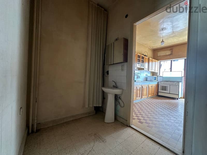 Apartment for Sale in Jdeideh شقة للبيع في جديدة 9
