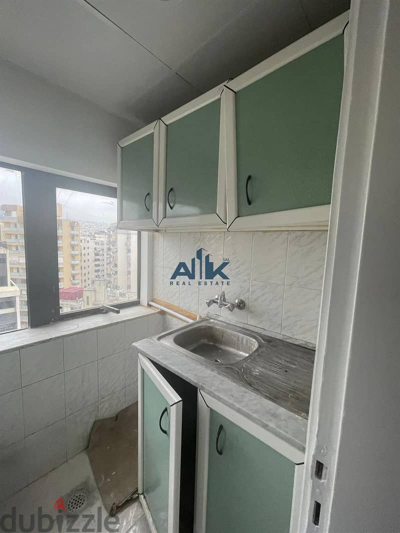 OFFICE 60 Sq. FOR RENT In BAOUCHRIEH - PRIME LOCATION! 4