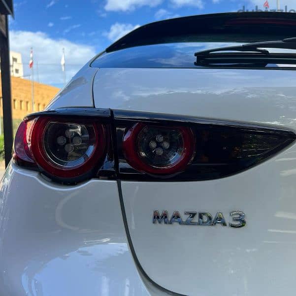 Mazda 3 Preferred 2020 / One Year Warranty 1