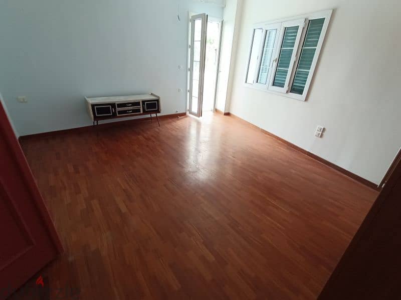 Apartment for sale in achrafieh,شقة للبيع في الاشرفية 9