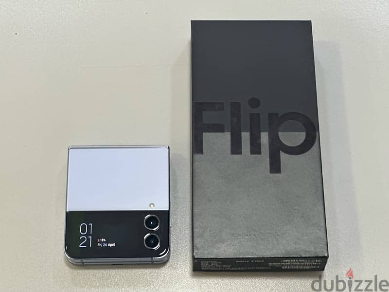 Samsung Z flip 4 256Gb/8Ram super clean in excellent condition 1