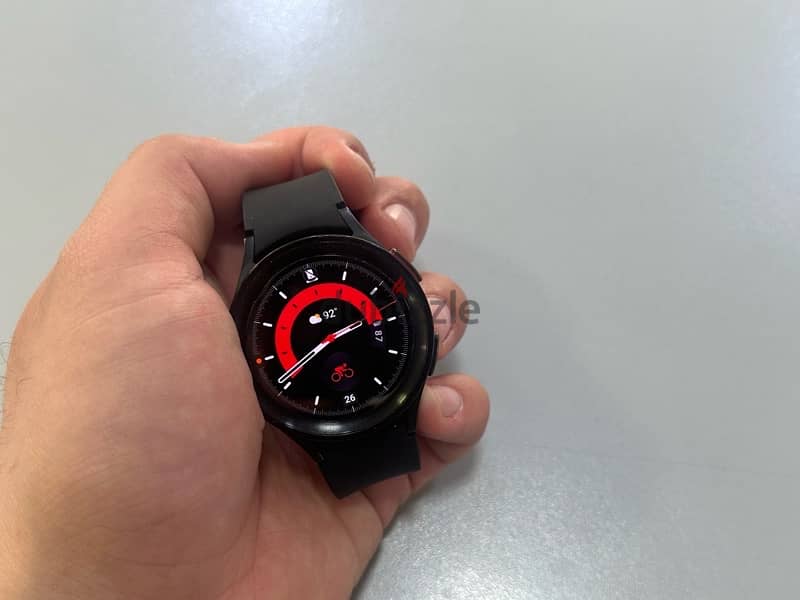 Samsung Watch 5 Pro 45Mm super clean in excellent condition 1