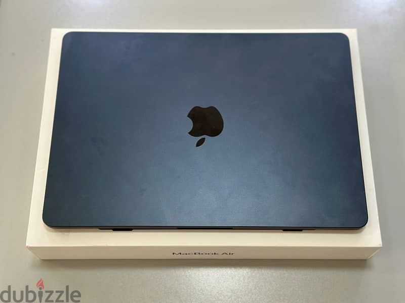 MacBook Air M2 256Gb/8Ram 13.6 inch super clean in excellent condition 1