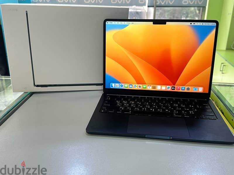 MacBook Air M2 256Gb/8Ram 13.6 inch super clean in excellent condition 2