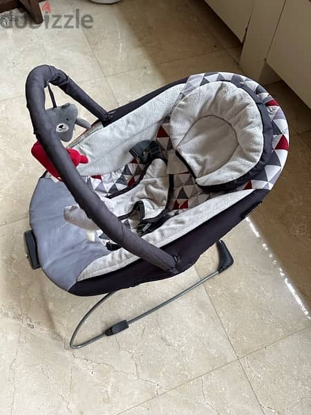 Babytrend Bouncer Seat 1