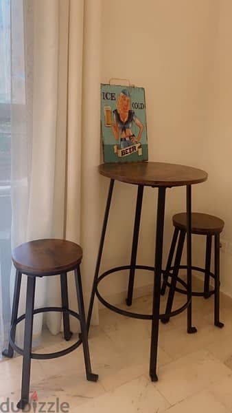 new not used bar table and chairs 1