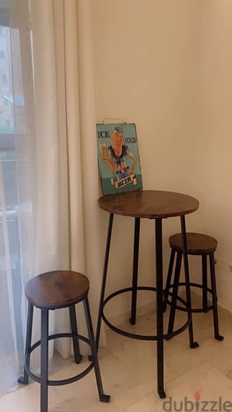 new not used bar table and chairs 3