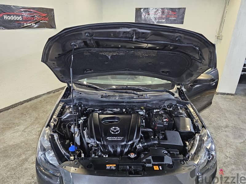 2019 Mazda 2 Grey/Black Company Source & Maintenance 1 Owner Like New! 18