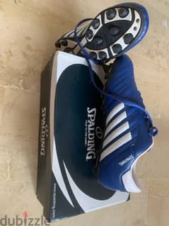 spalding football shoes size 41