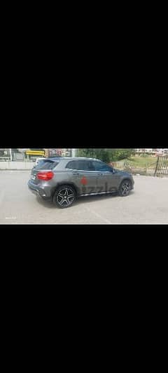GLA 250 4MATIC AMG PACKAGE 0