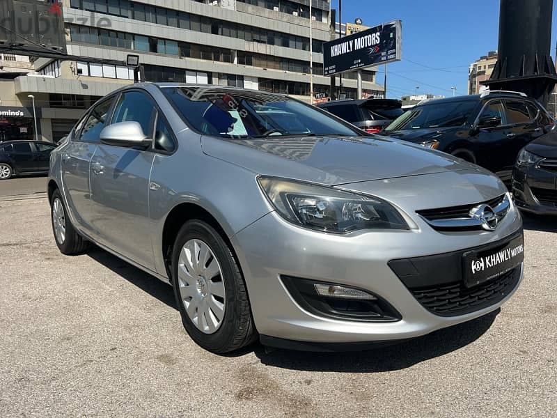 Opel Astra 82000 kms one owner 2