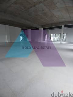 A 1200 m2 Open Space showroom for rent in Zalka 0
